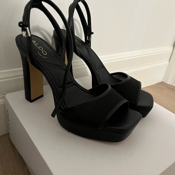 Aldo Chicglimmer Black Strappy Platform Heels 4 inch - Picture 7 of 7